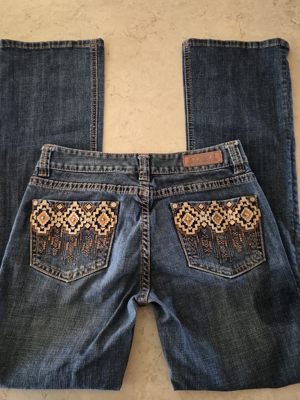 Rock & Roll Cowgirl Mid-Rise Bootcut Jeans with Embroidered Pockets 29x34